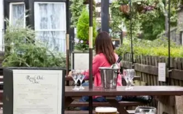 The Royal Oak Inn