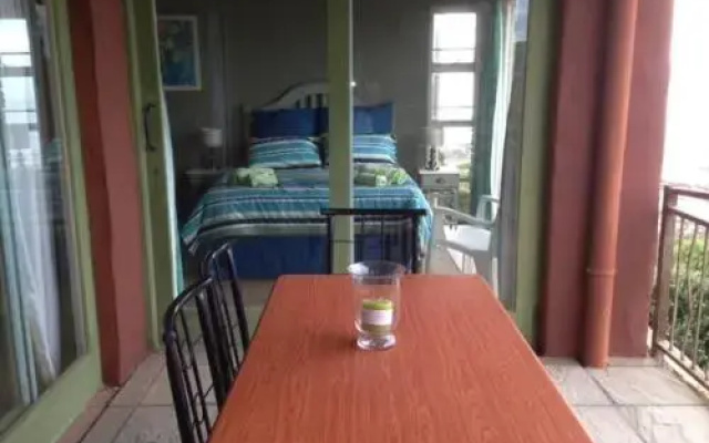 Right-on-the-Beach House