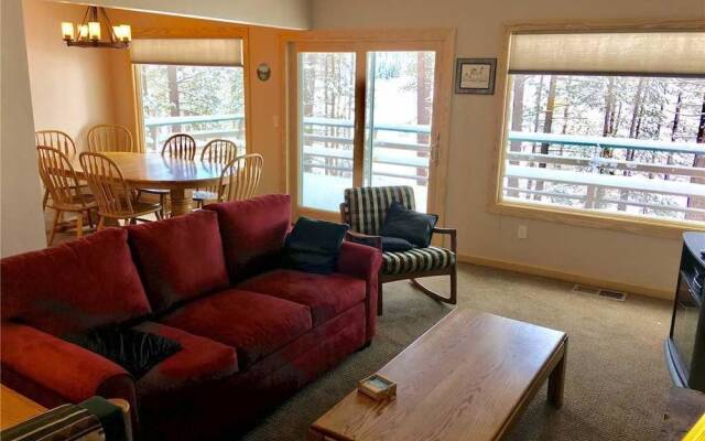 Lindberg Chalet By RedAwning