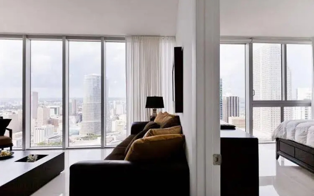 Icon Brickell W Hotel and Residences