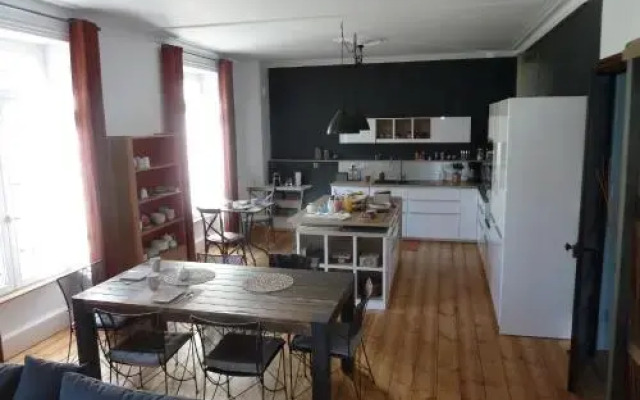 La Parenthese De L'Ile