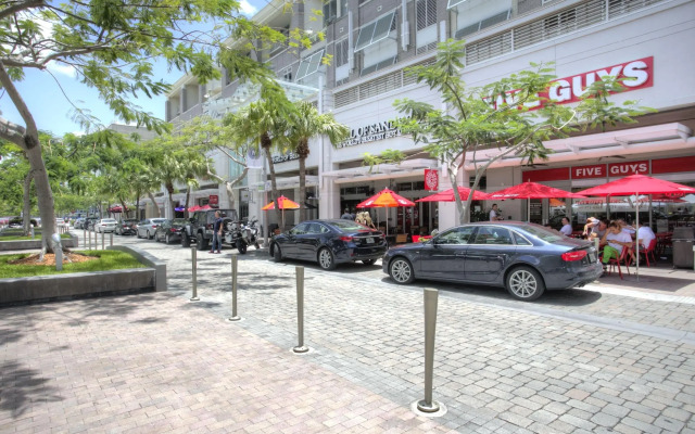 Design District Midtown Apartments by NUOVO