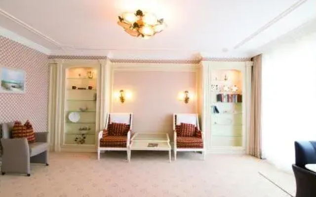 Seeschlosschen - Hotel Strandperle