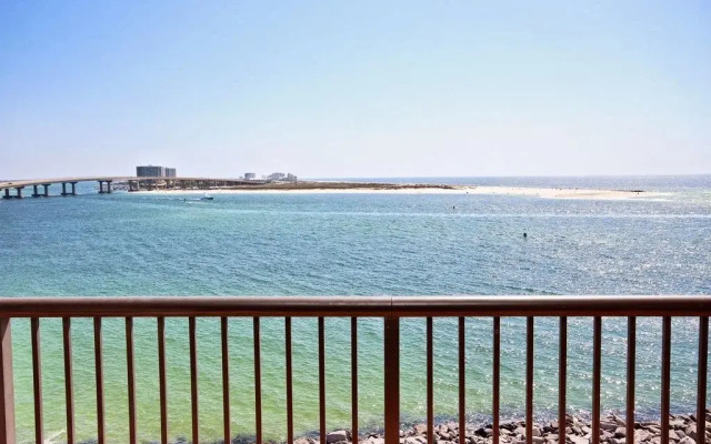 Grand Pointe 506