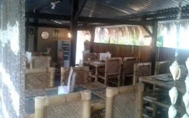 The Riverside Villas