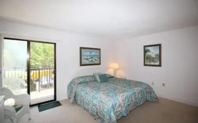 C 8 Xanadu 2 Br Condo by RedAwning