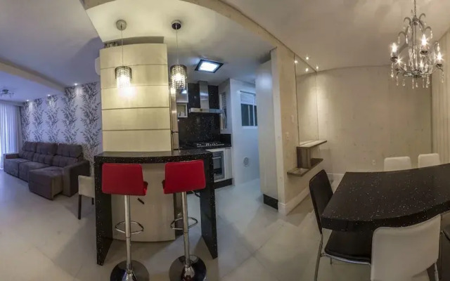 Fabulosa Cobertura com Jacuzzi - Condomínio com Piscina - Boulevard Bombinhas