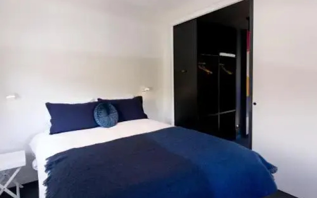 105 Mac Unique Apartments