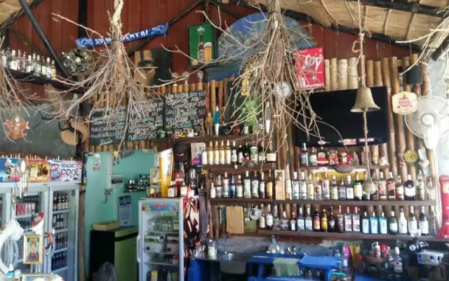 Kohmak Riverside Resort