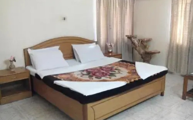 Maruthi Cottages