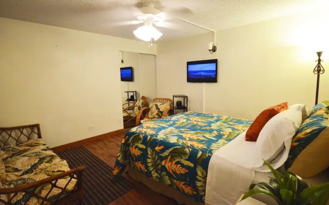 Kuhio Village # 208A by RedAwning