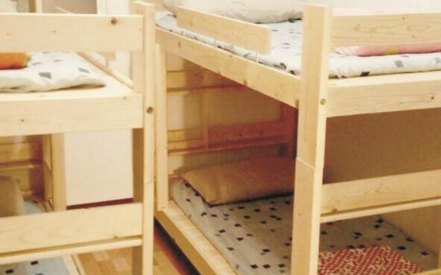 EZ Hostel
