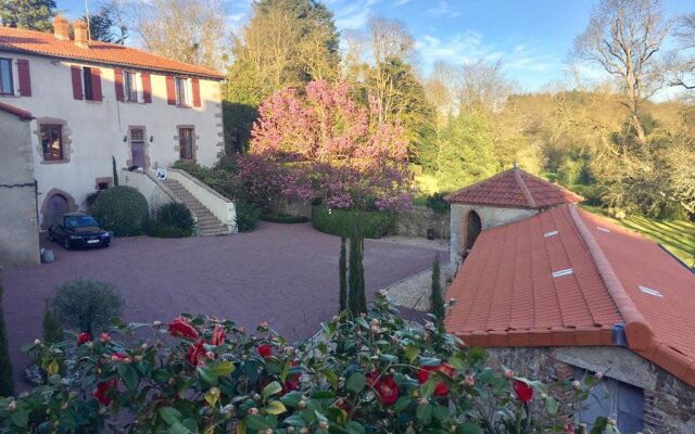 Le Jardin Suspendu Bed & Breakfast