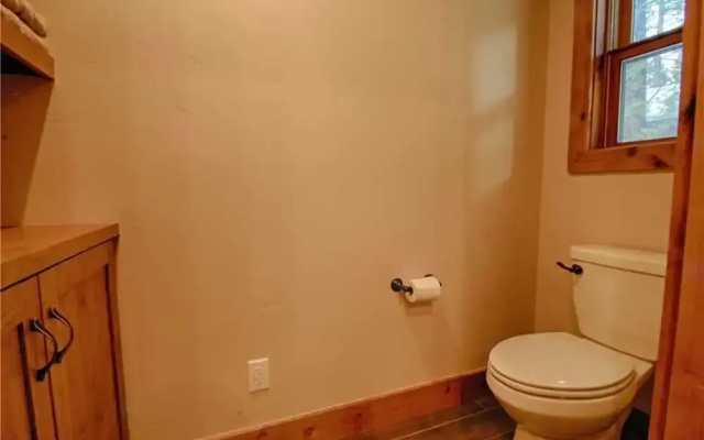 820 Holly Road - 4 Br Home