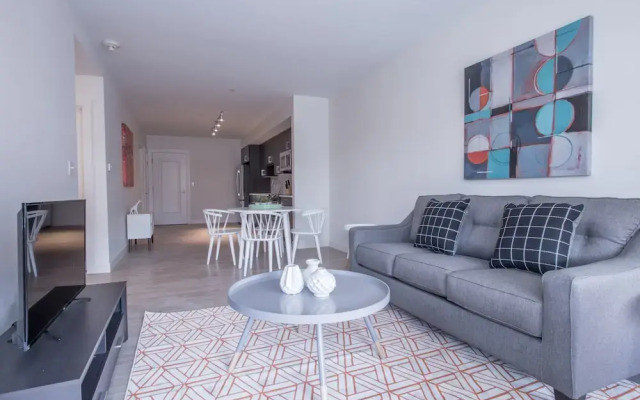 Pleasant Fenway Suites by Sonder
