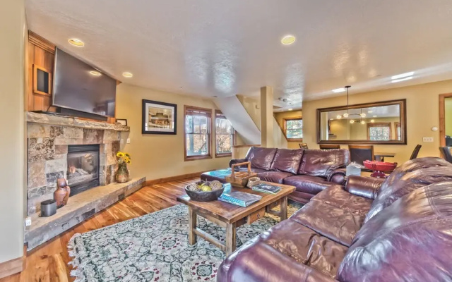 Park City Sullivan Manor