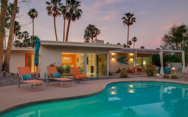 Atomic Hummingbird Holiday home 3