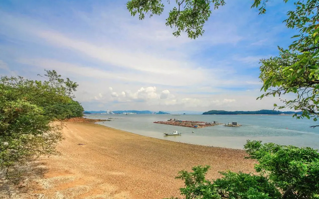 Taean Between Mountain & Sea Pension