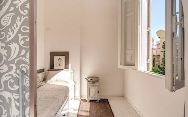 Aweshome - Spagna White Fair Loft