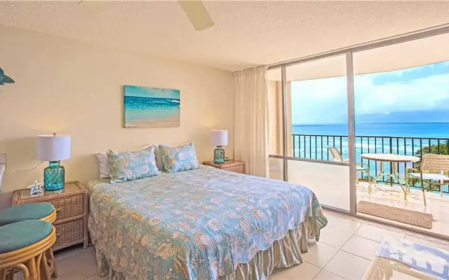 Valley Isle #806 Studio Bedroom Condo by RedAwning