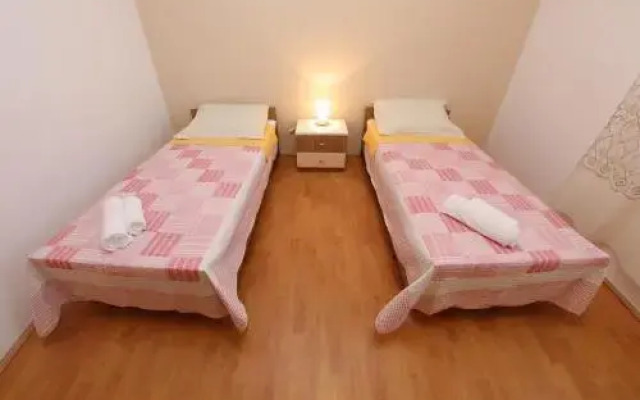 Apartments Vedrana