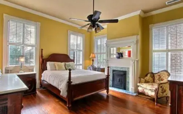 Washington Square Manor