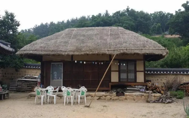 Nakwon Hanok Guesthouse