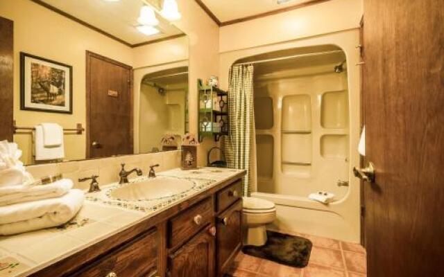 Kokopelli Kabin 3 Bedrooms 3 Bathrooms Home