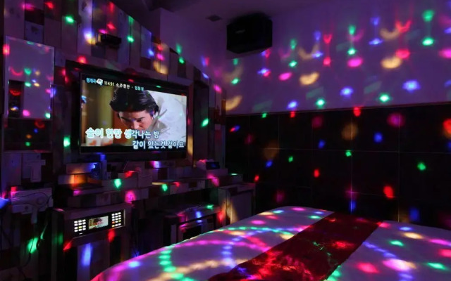 Born Hotel Cheongju