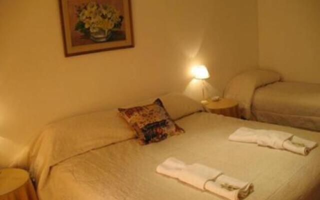 Hostería Tres Picos