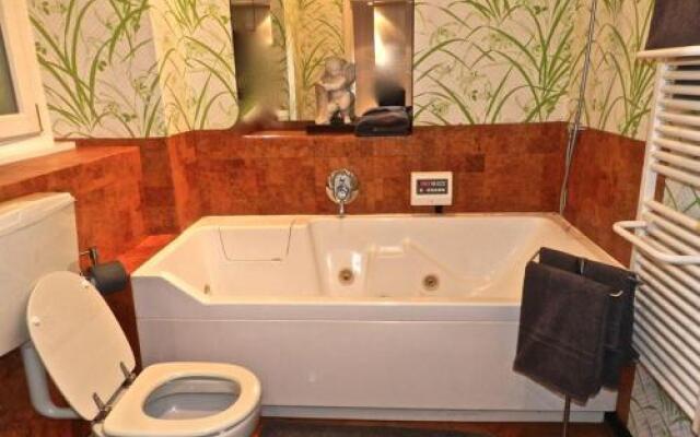 Spacious apt with Jacuzzi in the heart of Rome