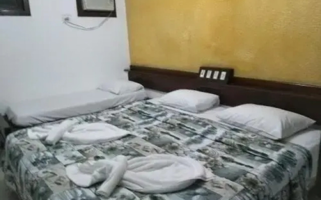 Small Porto Hotel