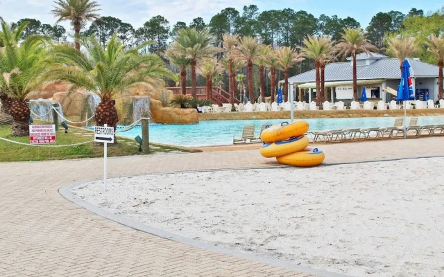 Wharf 405 - 2 Br condo