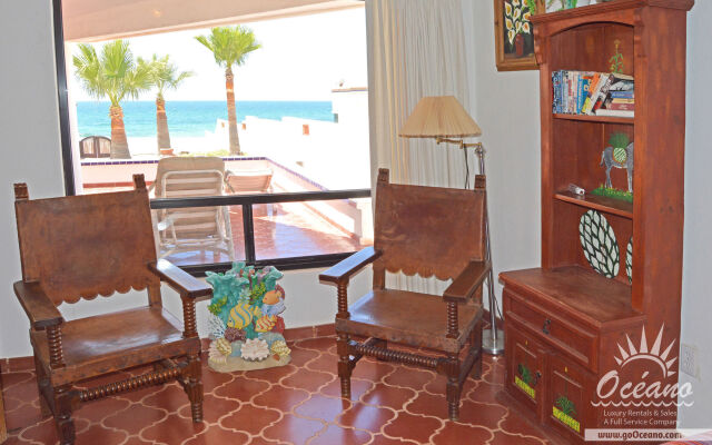 Casita de Paz by RedAwning