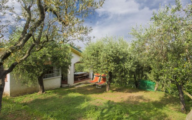 Holiday home Il Banano Massarosa