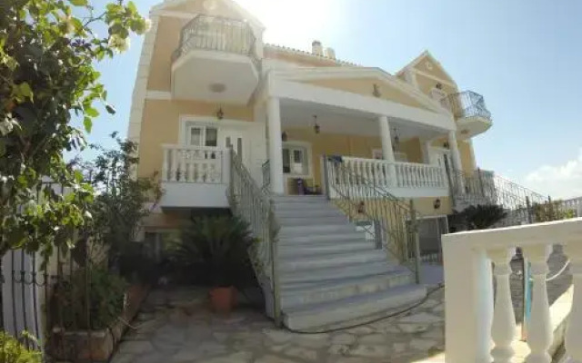 Irini's Villa