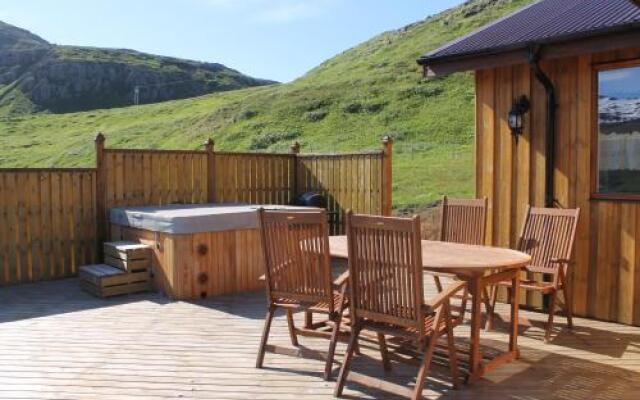 Langahlid Cottages & Hot Tubs