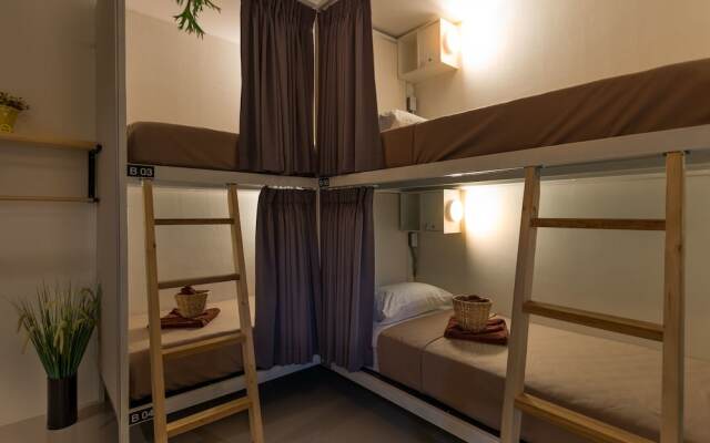 The Bunk Hostel Phuket