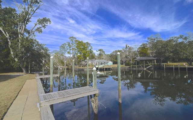 Cooks Landing Cottages