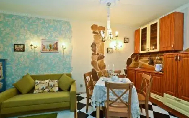 Studio on Zhukovskogo 6