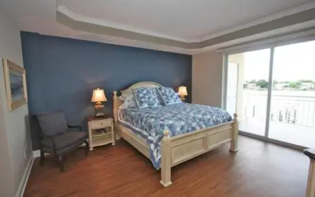 204 Bay Harbor