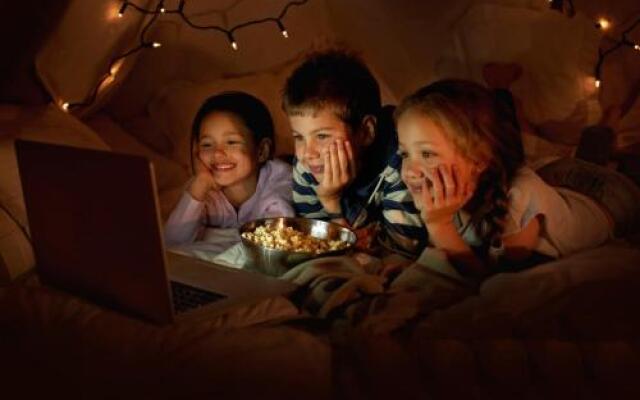 Pelican Beach Terrace 805 by RealJoy