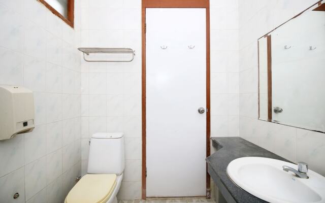 Airy Pemuda 122 Semarang