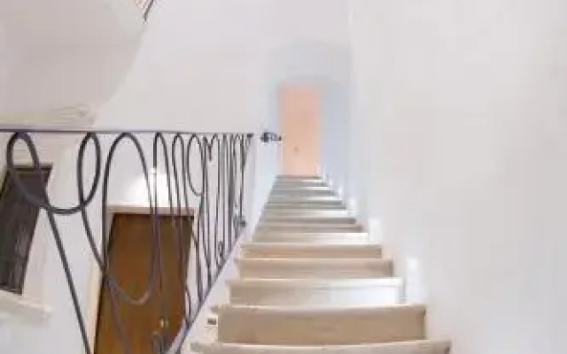 B&B Monsignore