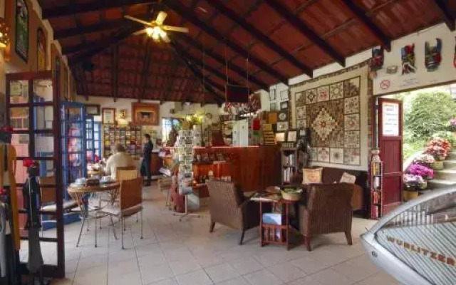 Orosi Lodge