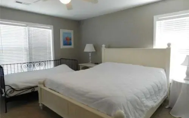 Sea What Happens 4 Br home by RedAwning