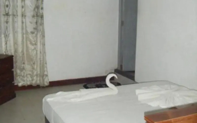 Relax on Hotel Mountlavinia