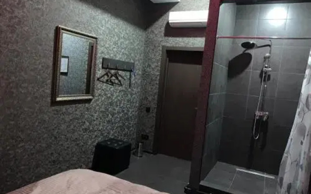 Velvet Love Hotel