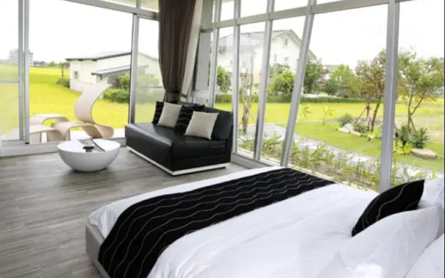 T2 Resort