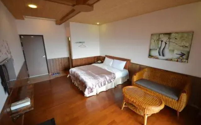 Guanhu Siji Minsu B&B